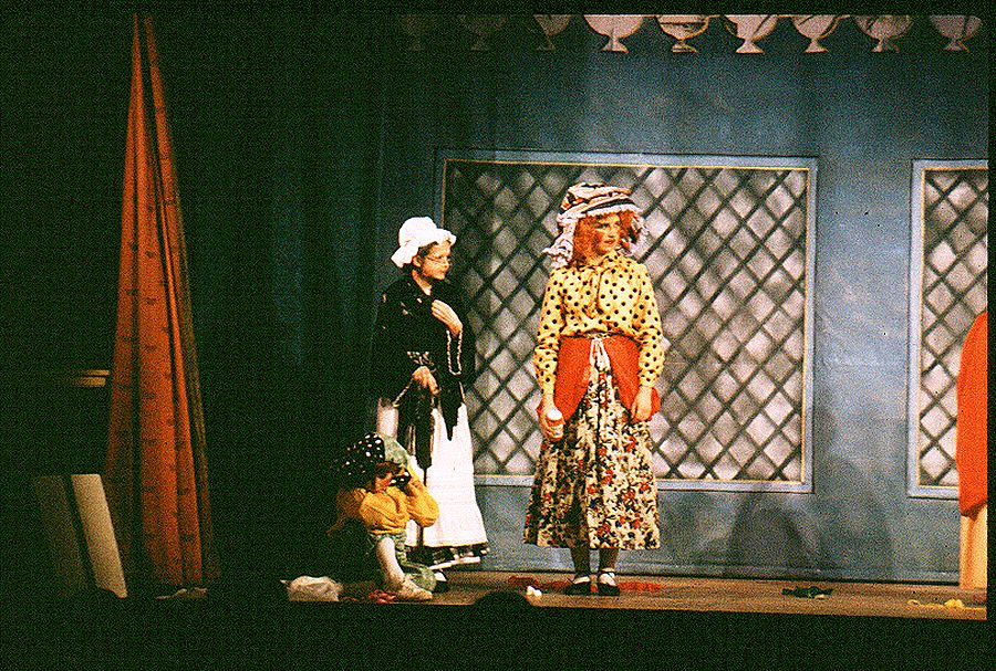 1982_Red_Riding_Hood__JTW__slides_067001-01.jpg